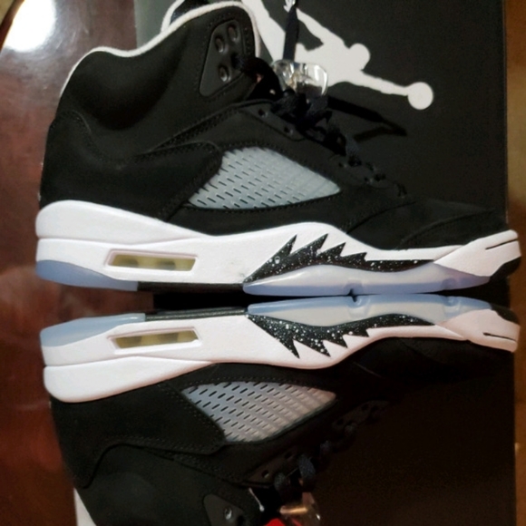 Air jordan 5 Moonlight/oreo 2021 - Picture 2 of 4